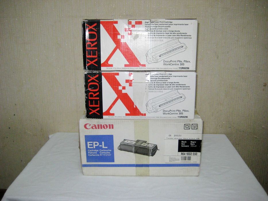 Картридж для лазерный принтера абсолютно новый в пломбе 3 шт