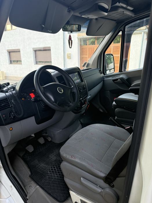 Vw crafter autoplatforma 6 locuri