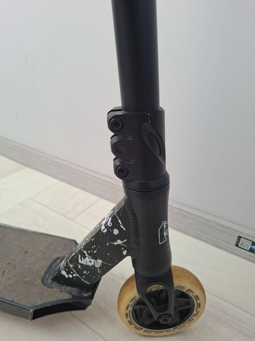 Самокат трюковый Limit