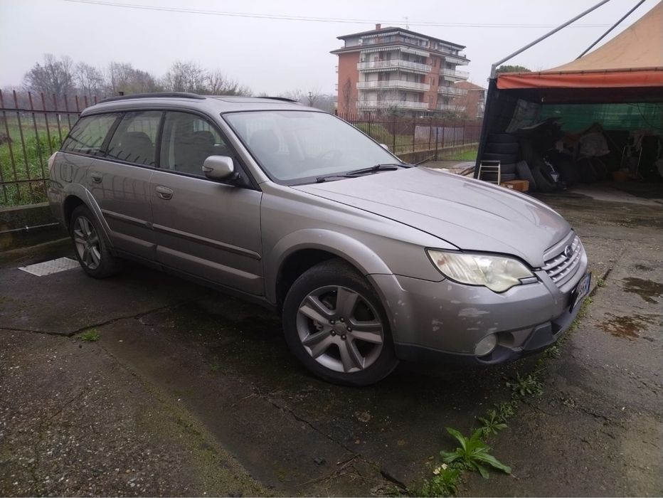 На Части Subaru Legacy Outback 2.5i Navi,Panorama