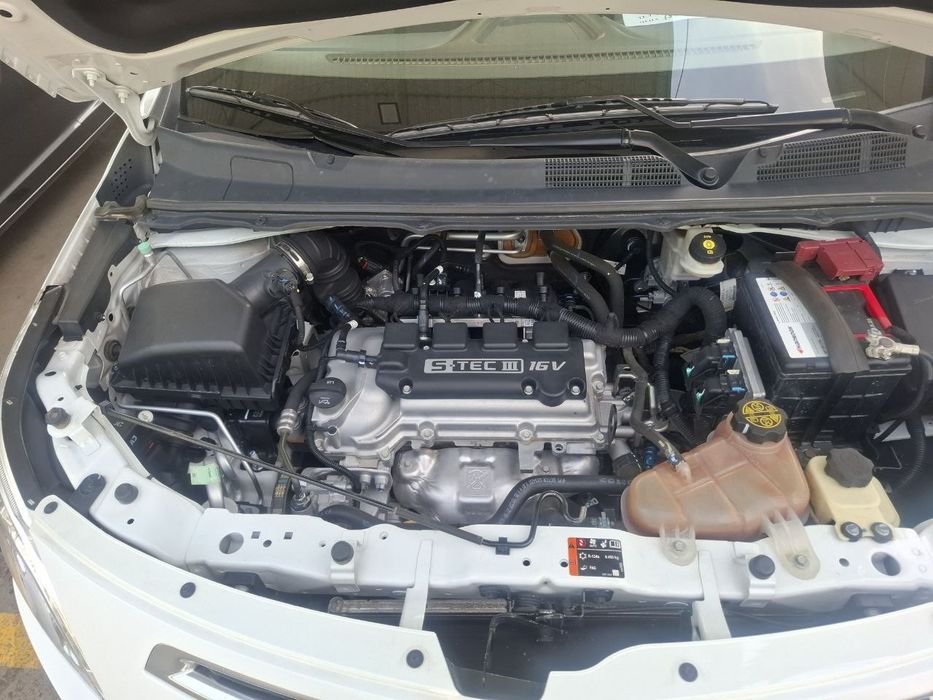 Chevrolet Cobalt 2020 — 6