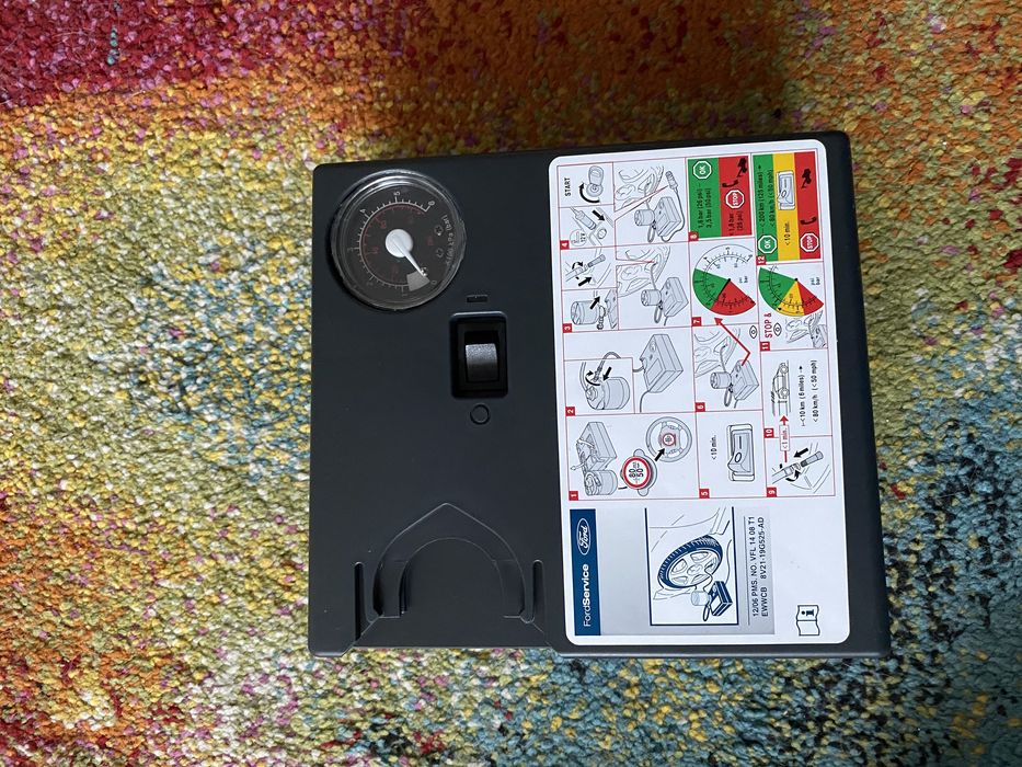 Compresoare Auto Kit Pana Umflat Roti + Solutie Pana NOI