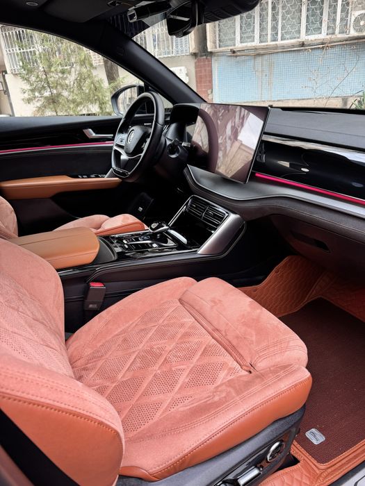 Продётсья электромобиль BYD Tang DMi Hybrid