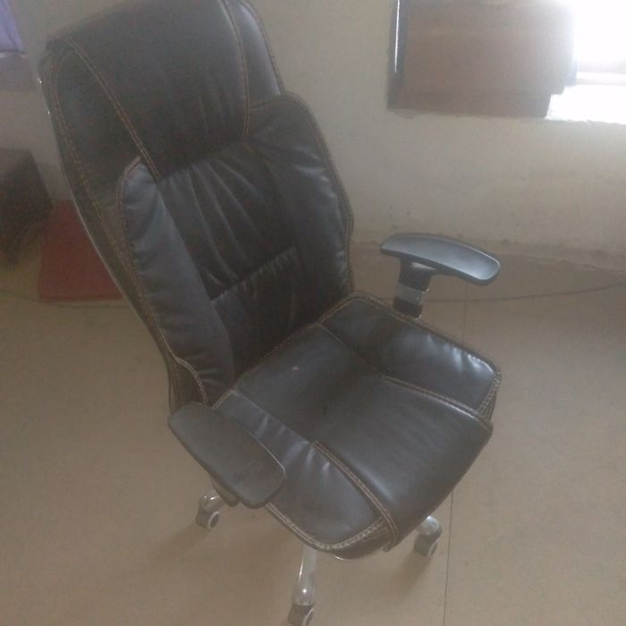 Krislo. sotiladi hali yangidek