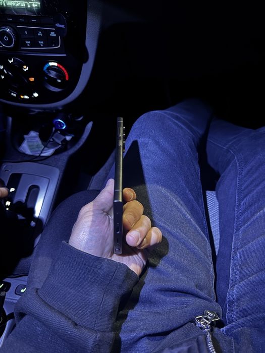 Samsung S24 Ultra 12/256 vetam kar dok full