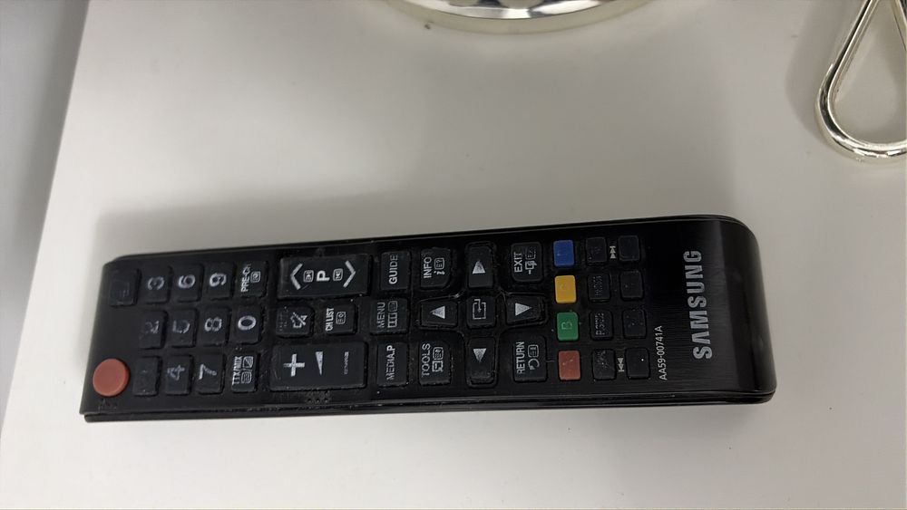 Продам телевизор