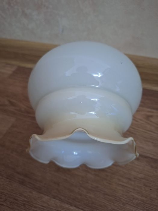 Плафоны  разные  , 2 шт. одинаковые