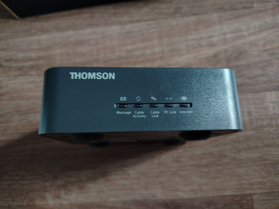 Роутер Thomson tcm420