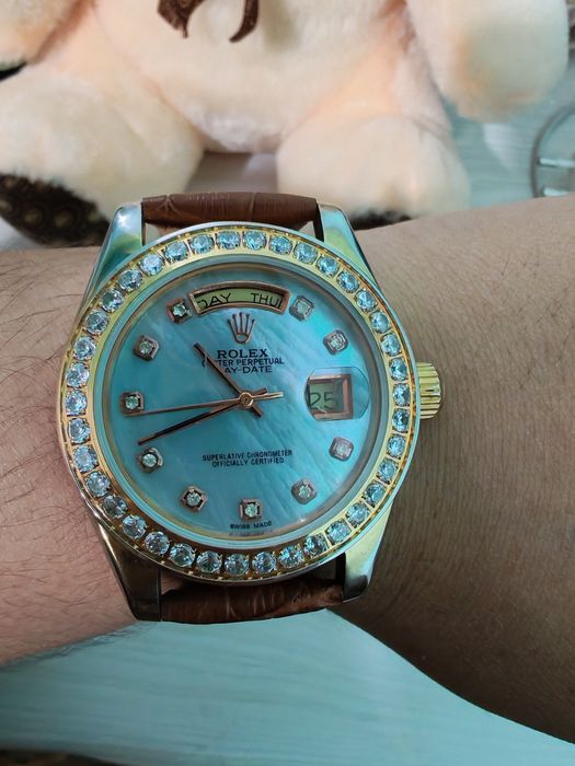 Наручные часы Rolex Day-Date 18038 в