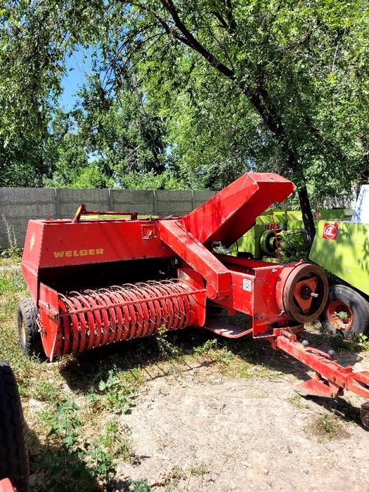 Пресс-подборщики из Европы.