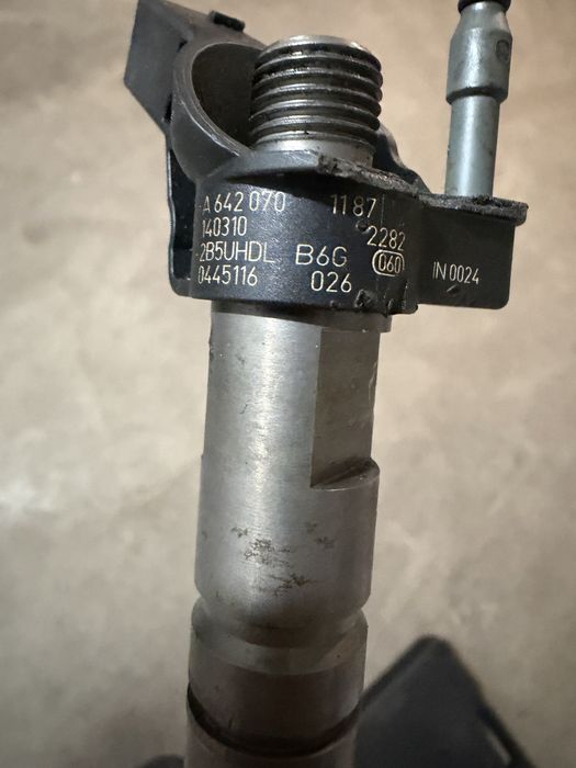 Дюзи Дюза Оригиналнa Mercedes OM642 350 CDI