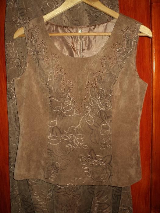 costum dama : sacou,vesta,fusta culoare crem-maro (capucino)-masura 40