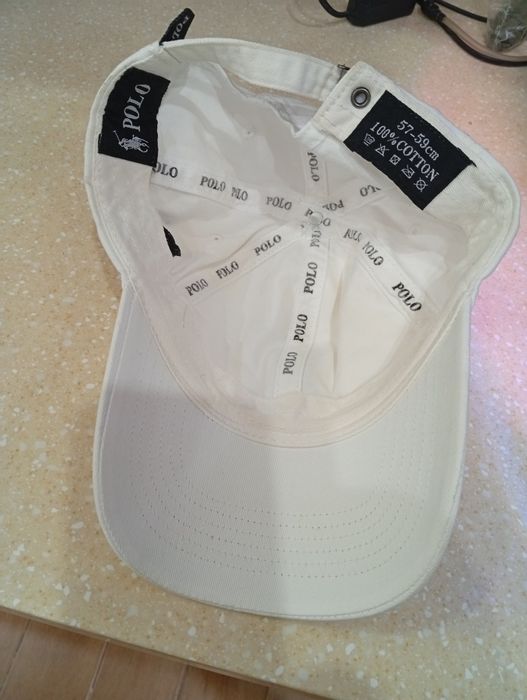 Продам бейсболку