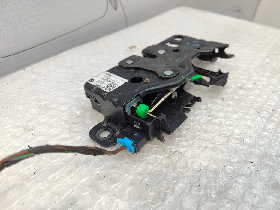 Încuietoare Haion Portbagaj Bmw 1 Series F40 2019–2023 / Cod Oem 51247383282 (5D2)