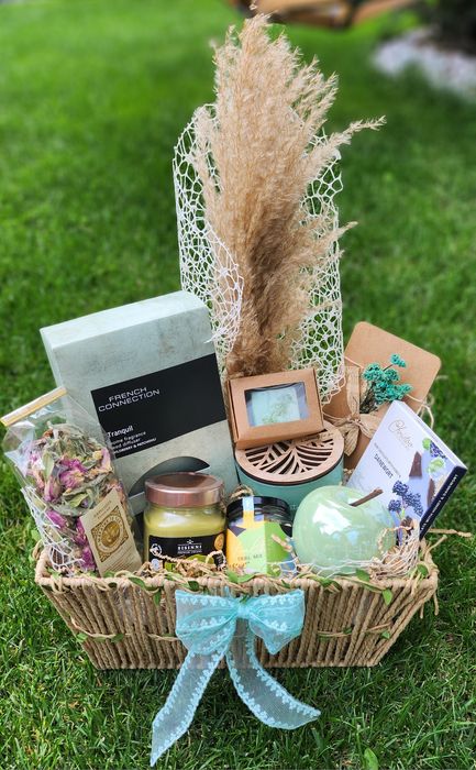 Подарък. Бутикова подаръчна кошница Detox