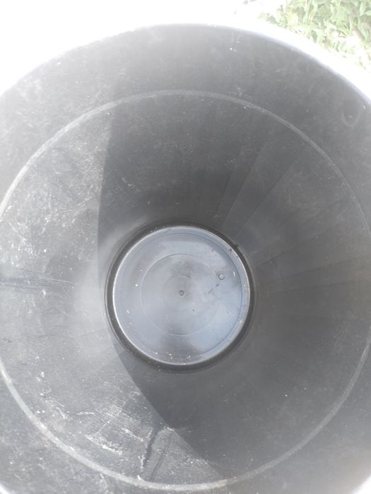 Продам пластмассовые баки