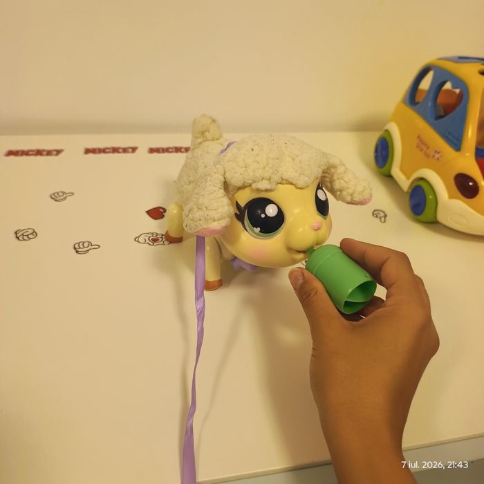 Oita interactiva Little Live pets