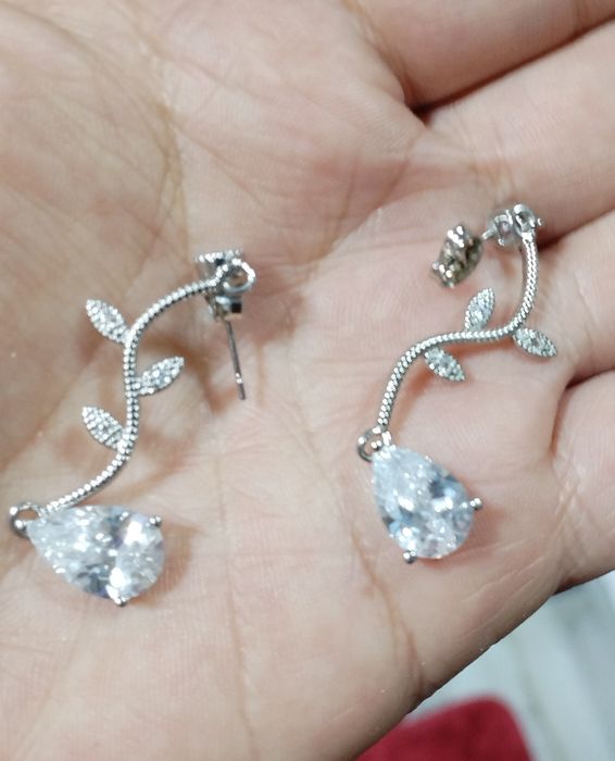 Set colier + cercei frunză – argint placat, zirconiu strălucitor