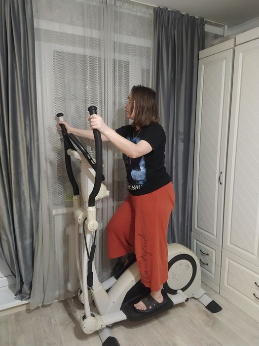 эллиптический тренажер