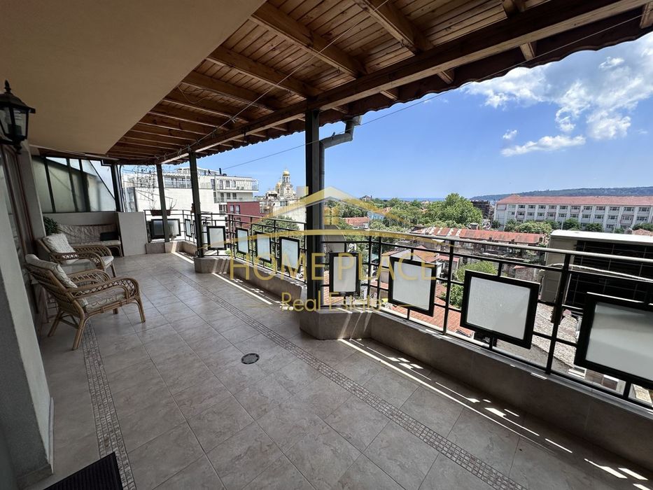 Дава се под наем Тристаен апартамент в Варна, Център - 120 кв.м за 918 € - Снимка #9