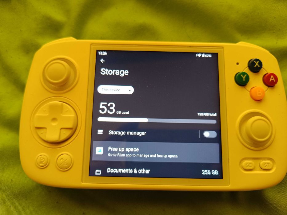 Продавам Anbernic rg cube