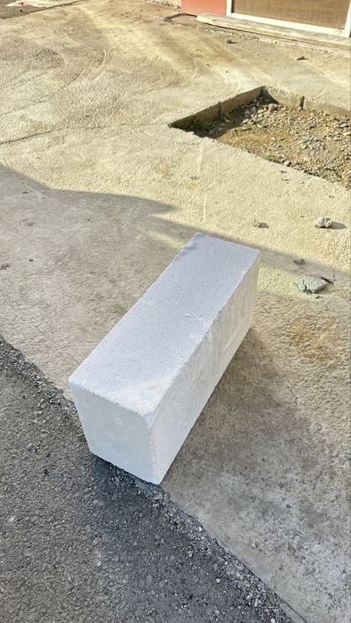 Газаблок Белый  Прочный