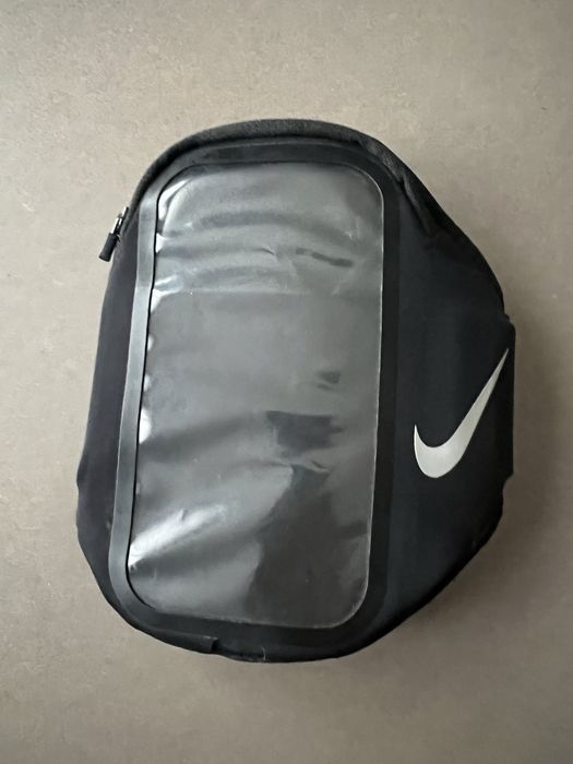 Nike Lean Arm Band лента за ръка