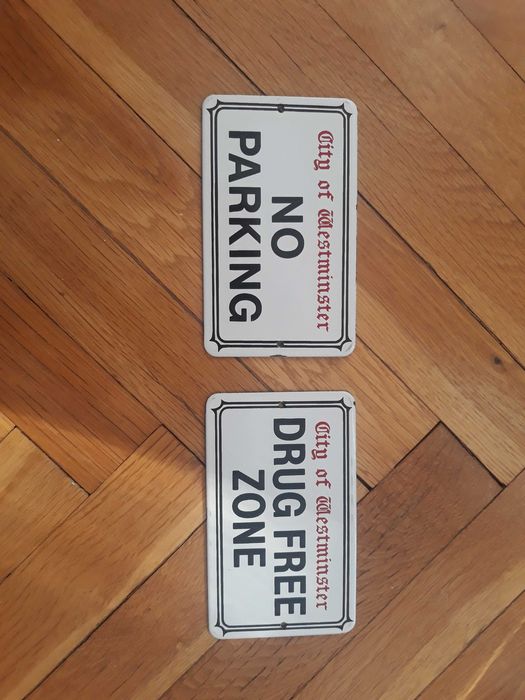 Метални сувенирни табели