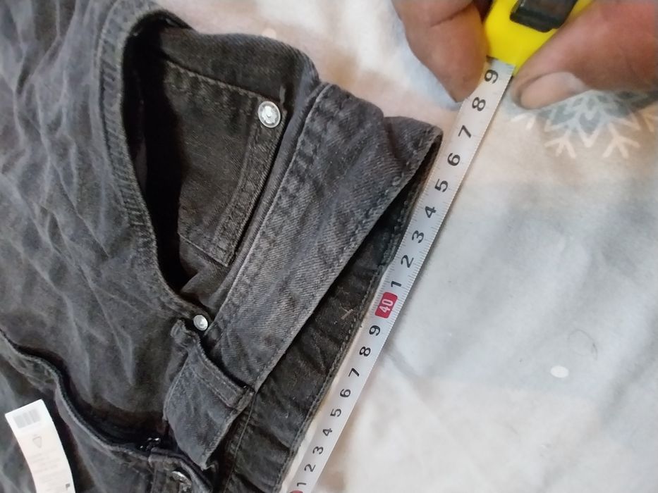 Чисто нови дънки два ежедневни панталона