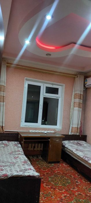 Продажа 4 (двойной зал)  комнатная квартира