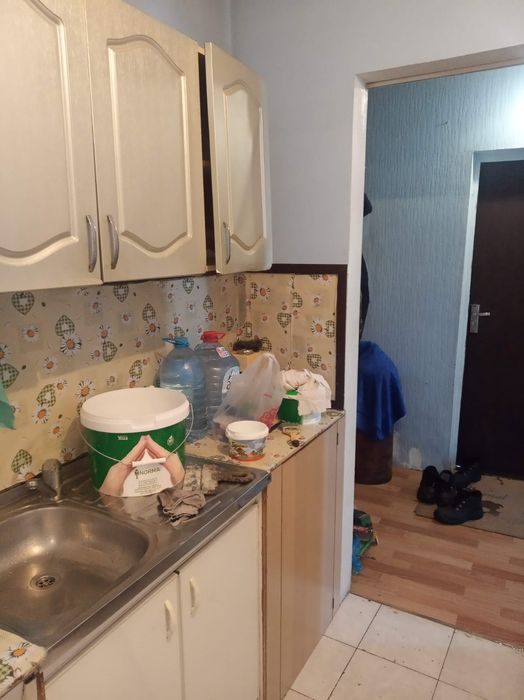 Участок с времянкой
