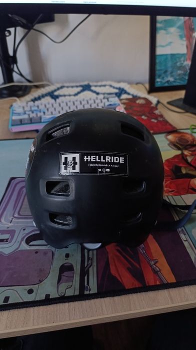 Шлем BMX в хорошем состоянии