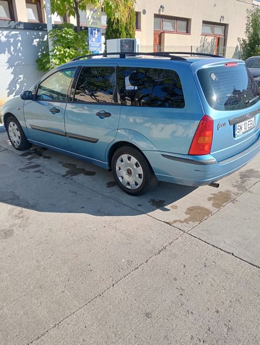 Masina ford focus