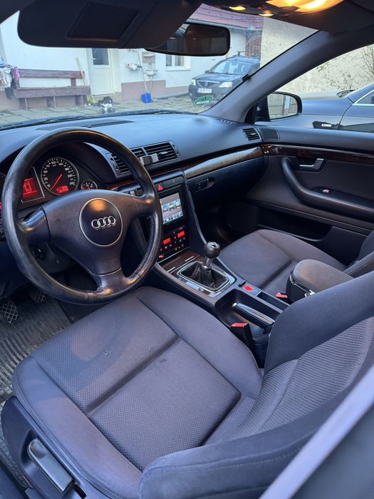 Audi A4 B6.