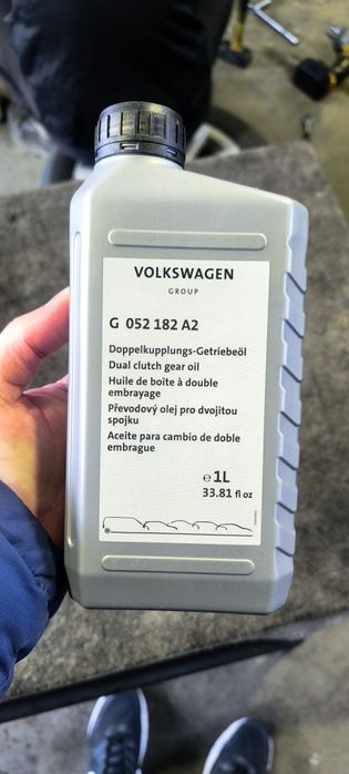 G 052 182 A2. Оригинално масло за DSG 1л.