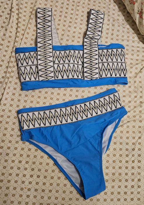 Дамски бански, размер М