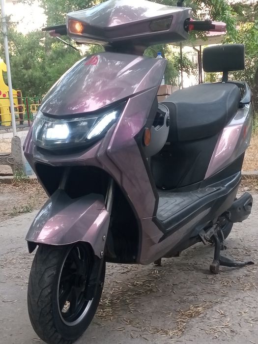 Продам скутер электрический