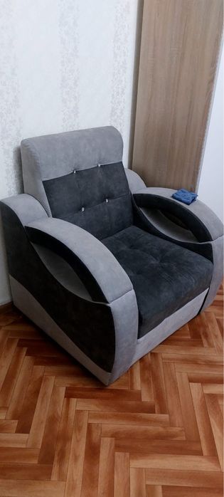 Продам кресла в хорошем состояний