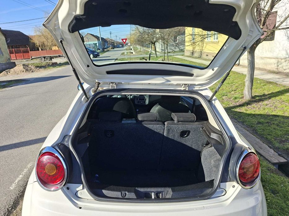 Autoturism Alfa Romeo Mito