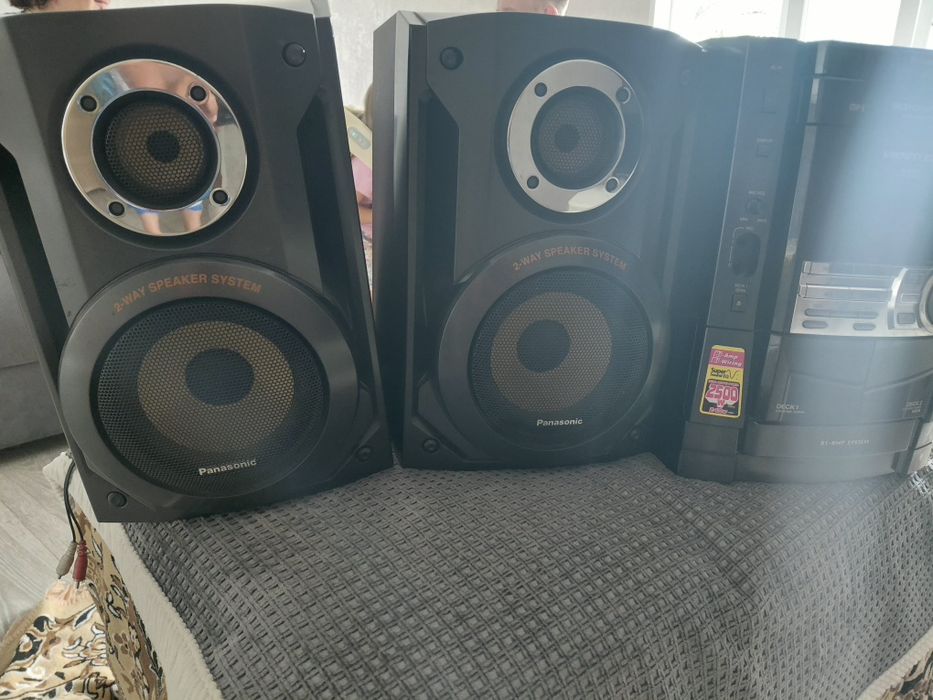 Магнитофон Panasonic