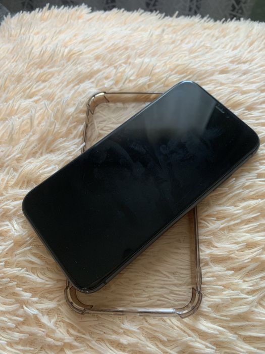 Продам Iphone 11