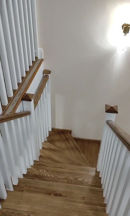 Лестницы из дерева. Столярная мастерская.