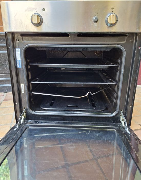 Сотаман Продаю Ariston Hotpoint духовой шкаф  електр и газда хам ишлид