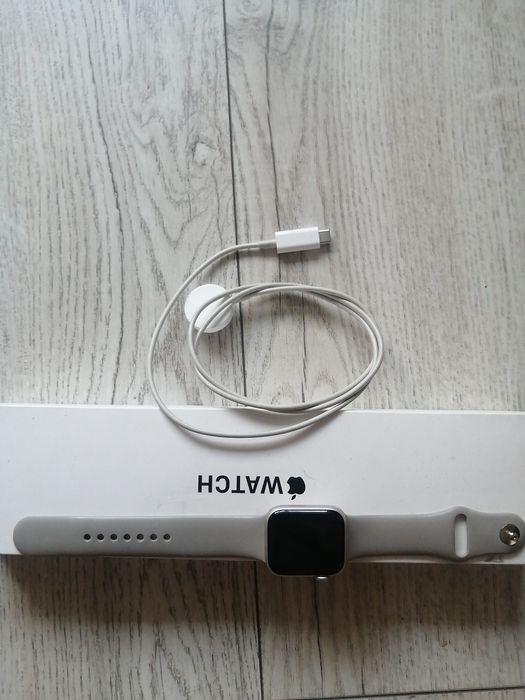 Apple watch se 40mm (2 gen)