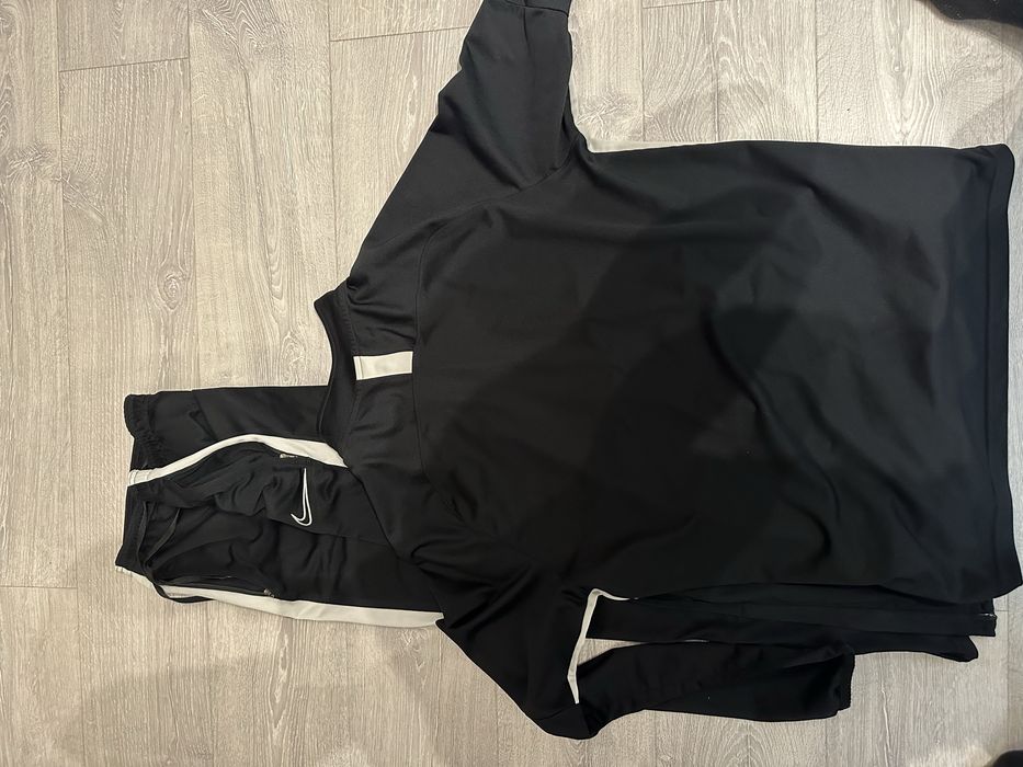 Trening nike barbati XL negru