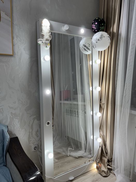 Продам зеркало срочно