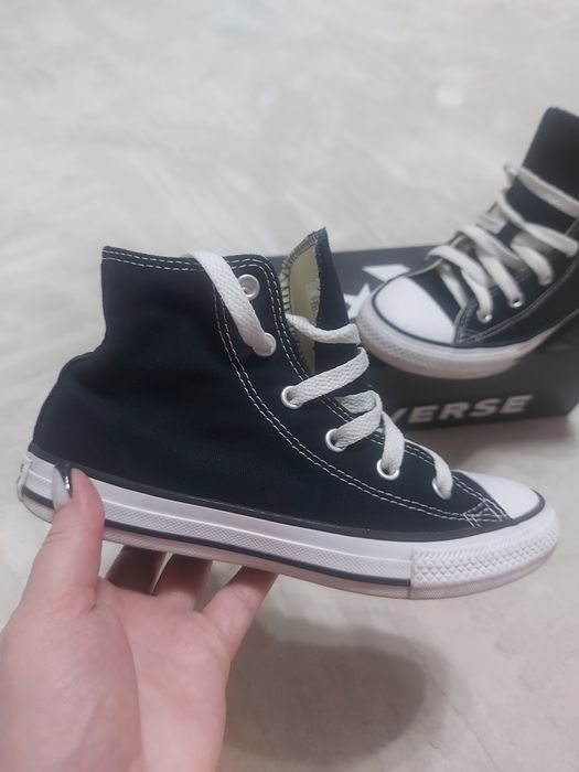 Продаётся детская обувь