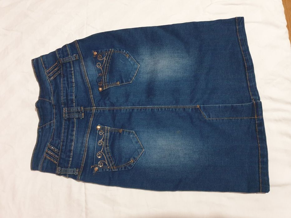 Къса пола чисто нова