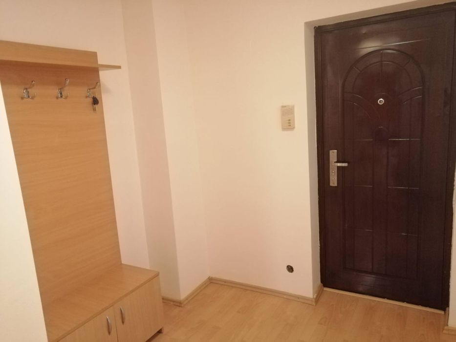 Proprietar închiriez garsonieră
