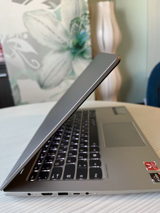 Laptop Lenovo idepad AMD Ryzen 7 - 12Gb RAM - 500SSD - Slim - Type C